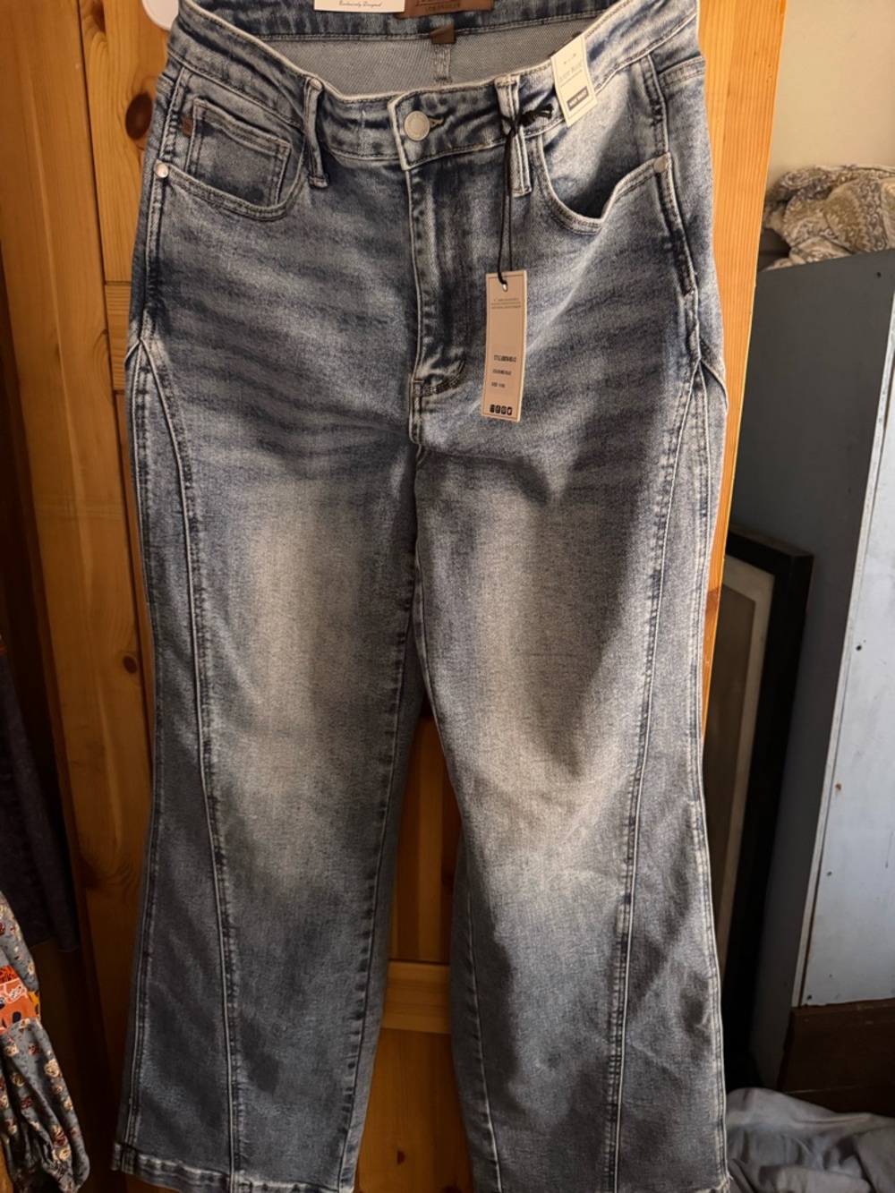 Judy Blue Denim Dash Melia size 11/30. Retro wide leg and high waist.